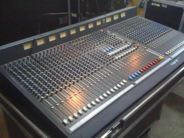 Soundcraft K2-32 